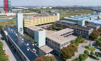 Vienna Hotel (Suzhou Industrial Park, Yangcheng Lake, Fashion Stage)