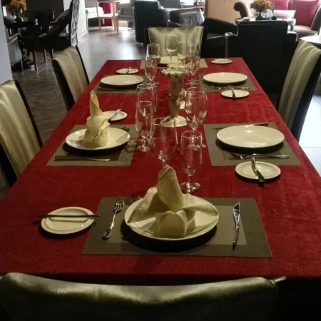 Cannes City Hotel