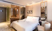 Yingshang Hotel (Shenzhen East Railway Station buji Subway Station) Hotels near Yongjia Supermarket