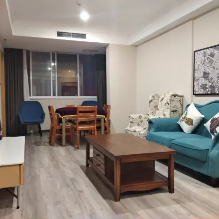 LanOuShangPin Hotel (Shan County Yinzuo Mall)