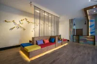 Xuelong Meili Yiju Hotel