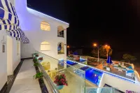 Dali Hesu Seaview Homestay (Erhai Park High-speed Railway Station)