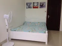 Liuzhou Old Tree Youth Hostel - Condos