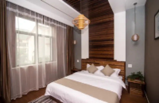 長興知秋民宿 鄰近十里古銀杏長廊的酒店