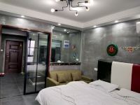 欢乐颂主题公寓(滁州苏宁广场店) - 个性工业风