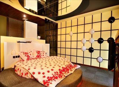 Xinxin Huanlesong Theme Apartment