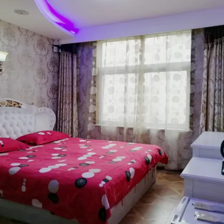 Xiangfu Business Hotel (Xuchang Laodong Road)