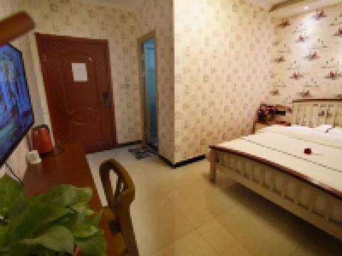 咸阳雅悦商务宾馆 - 精品大床房