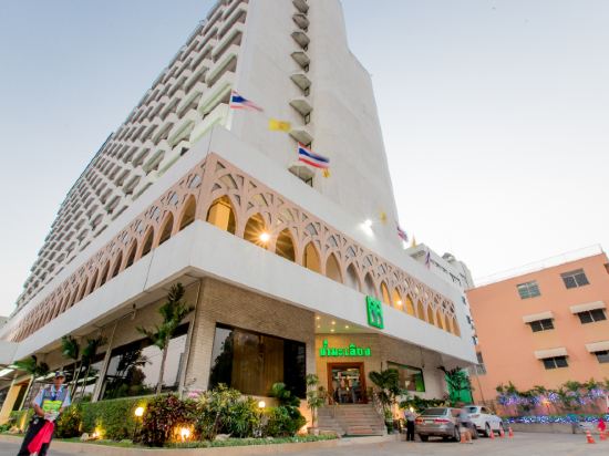 โรงแรม มิโด้