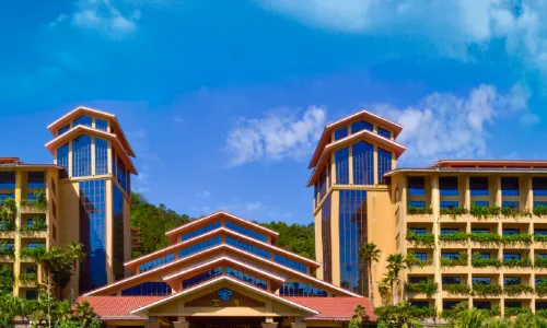 Cloud Nine Hot Spring