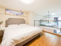 南京榕享居公寓 - 复式豪华家庭房