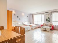大连星海海景公寓式宾馆 - 温馨四人双床房