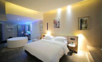 Grand Pavilion Hotel Taizhou (Huangyan Jiali Sunshine Square)