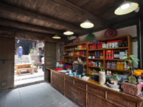 Hejiang Yaoba Inn Hoteles en Hejiang