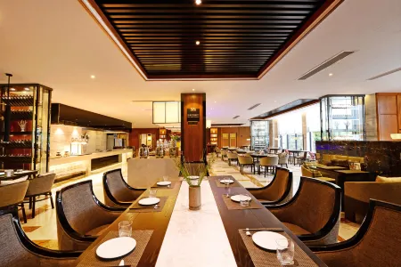 SSAW Boutique Hotel Hangzhou Qiandao Lake Отели рядом с достопримечательностью «Qiandaohu Southeast Tour Wharf»