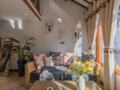 西塘下一栈精舍民宿 - 云字朝花私享花园复式大床房