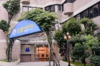 Duke Business Hotel Hoteles en Taoyuan