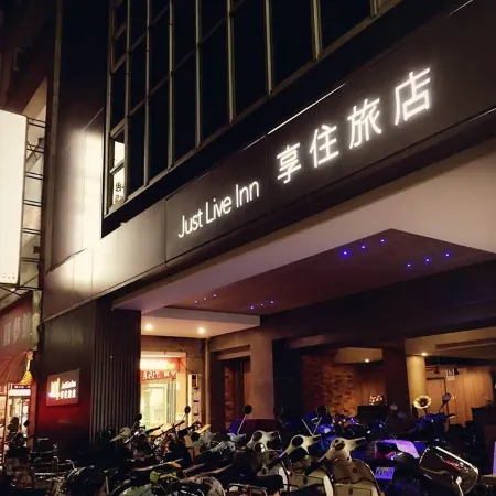 Just Live Inn