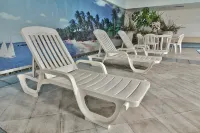 Citic Ningbo lnternational Hotel - piscina