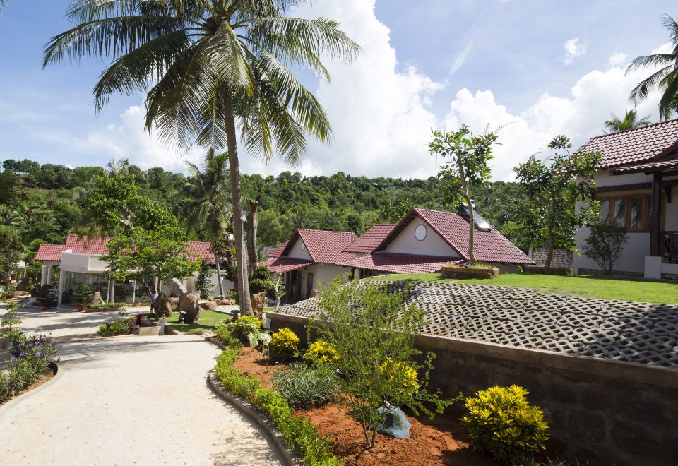 홍빈 방갈로 수영장