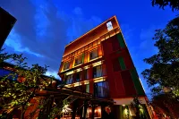 Kunming Xisheyin City Hotel (Nanping Street Jinying Plaza)