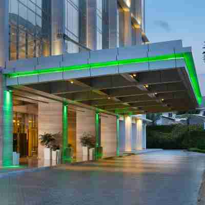雅加達牙也馬達假日套房飯店 - IHG 飯店 Hotel Exterior