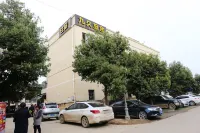 Jiujiu Hostel Hotel in zona Qinglong Ferry