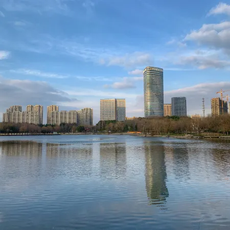 SORL HOTEL SHANGHAI Отели рядом с достопримечательностью «Северный вокзал Аньтин»