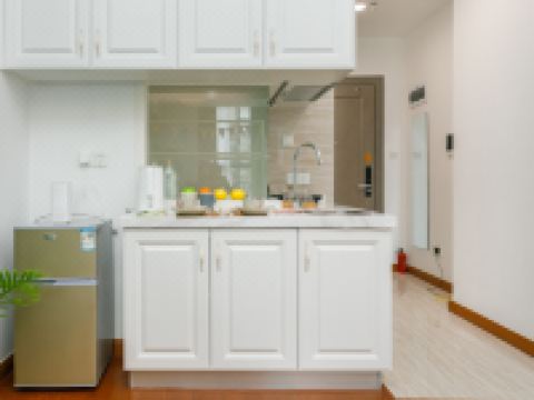 上海FEIFEI公寓 - 舒适艺术一室大床房