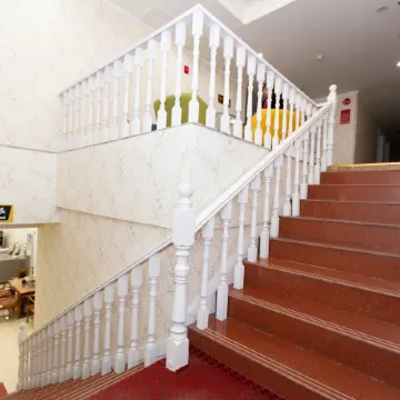 Pingshan Jinhong Hotel