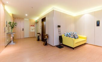 Weilian Fashion Chain Hotel (Dongguan Middle School)