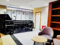 Xiangtaiyuan Hotel (Jingkai Wanda Plaza High Speed Railway Station)