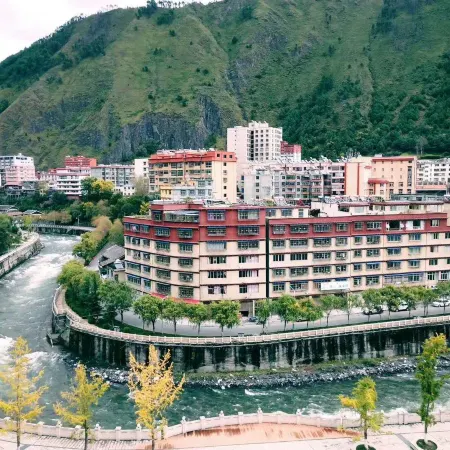 Jiulongminghua Business Hotel
