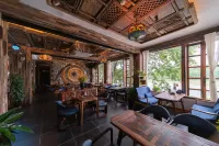 Muyan Muyu Hostel