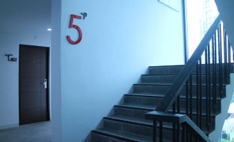 M1 Hotel