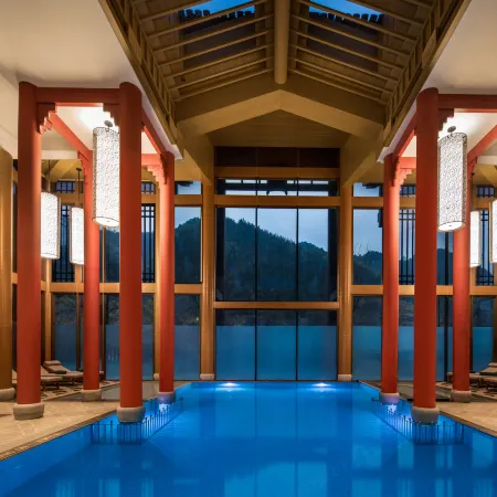 Banyan Tree Huangshan