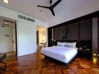 Lone Pine, Penang, a Tribute Portfolio Resort バトゥ・フェリンギのホテル