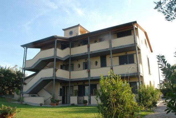 Carlo's Hotel