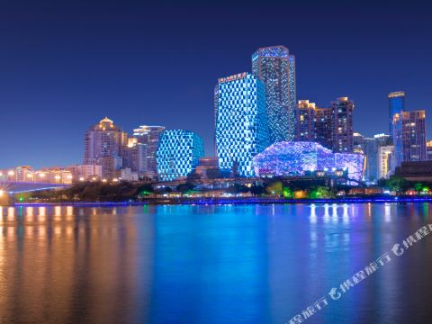 Vienna International Hotel (Liuzhou Wuxing Pedestrian Street)