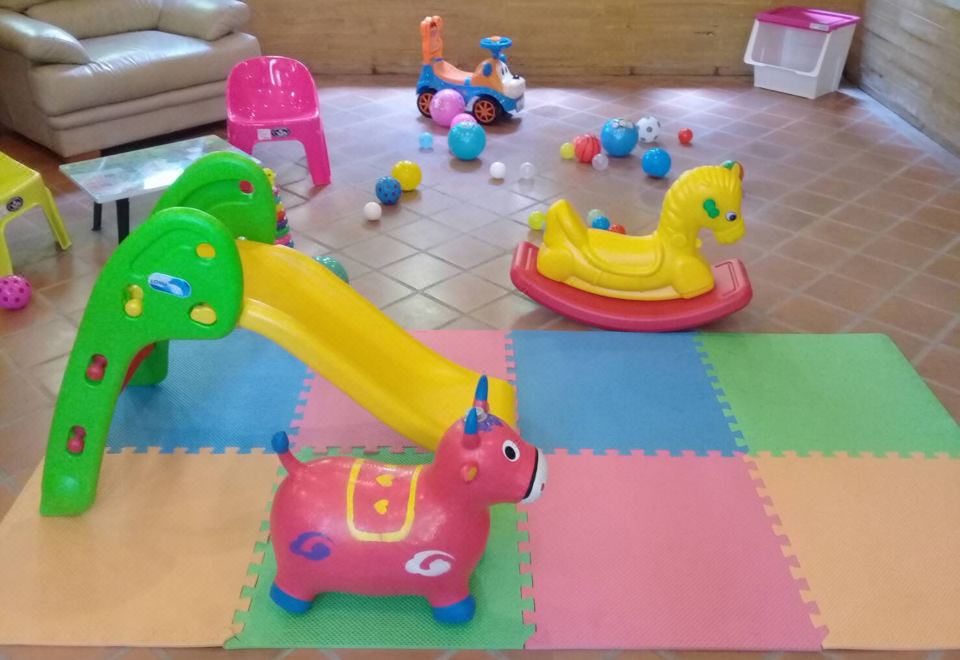 Sunset Park Resort & Spa Over view