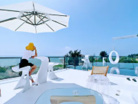 Weizhou Island Muyanxi Scenic Apartment (Rainbow Cliff Branch 1) Hotels near Catholic Church