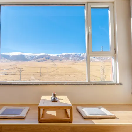 Lake View Suites by Muge