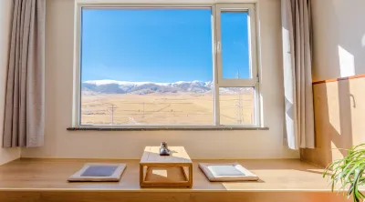 Lake View Suites by Muge Hotels in Gonghe