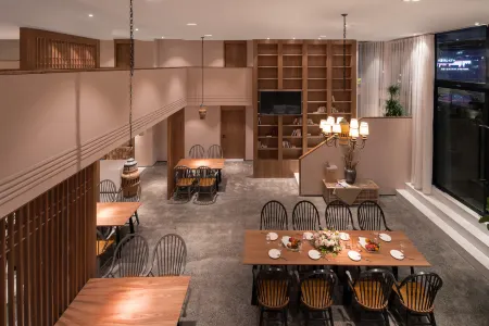 Yashangyinting Hotel [The first choice for overseas tourists]