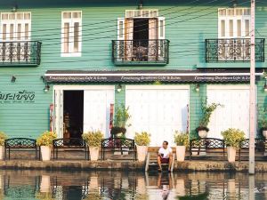 RoomQuest Rimrabeang at Amphawa