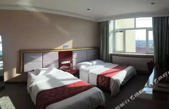 鄂倫春旗聚寶隆賓館