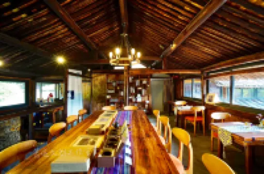 Manshanju Forest Retreat