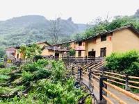 Cotton Tiankeng Hotel