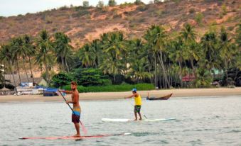 Full Moon Village Resort