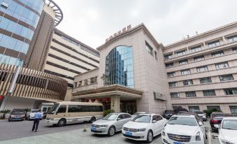 Hongqiao Yunfeng Hotel